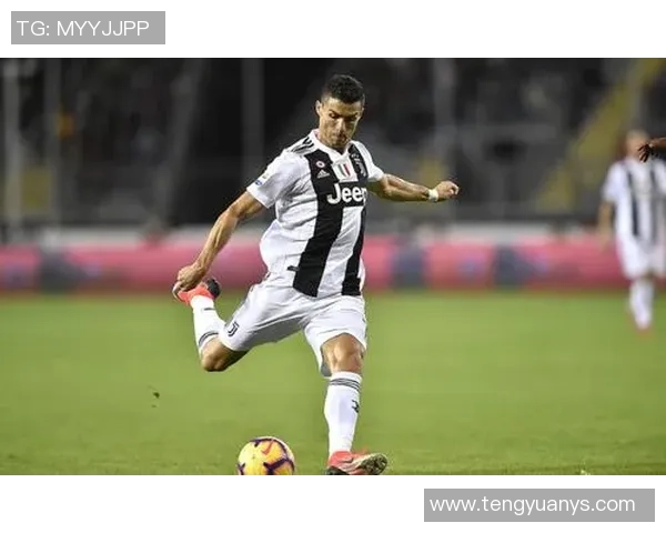 C罗在尤文图斯对阵巴塞罗那的比赛中精彩进球回顾